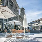Metropol Hotel