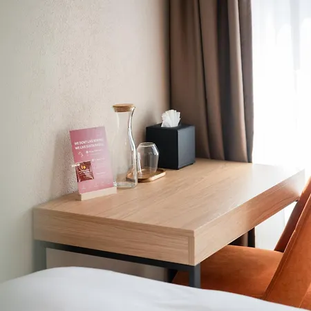 Metropol Hotel 4*