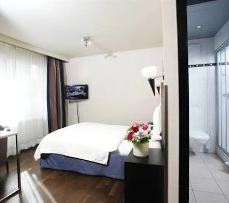 Tailormade Metropol St Gallen Hotel 4*